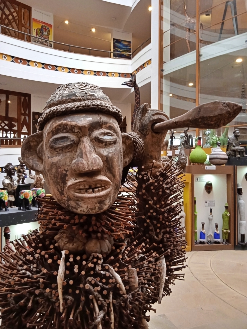 16520円 お値打ち価格で アフリカ美術 コンゴ ンコンディ 木彫り人形