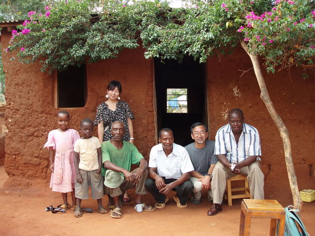 20100228-03-home of Mzee Hamisi_Kirisi_Mwanga Town.JPG