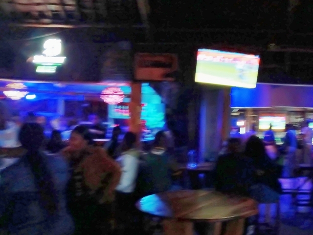 ndani ya kuku bar.jpg